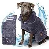 CLUFFY Premium Hundebademantel [Extrem saugfähig] Hundebekleidung & Zubehör aus softem Material. Version mit verbessertem Klettverschluss - Bademantel Hund perfekt für den Sommer (M)