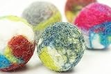 Katzenspielzeug. Schafwolle Ball. Handmade. Gefilzt. Natürliche und ökologische Wolle. Hergestellt von kivikis. 10 Stück. (10 pieces)